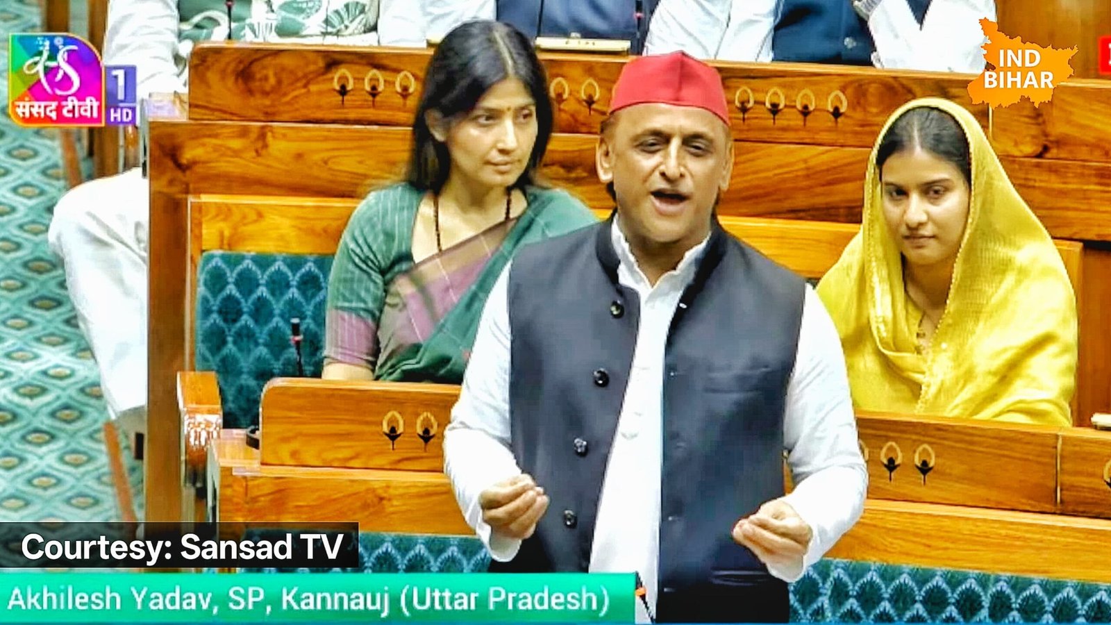 लोकसभा में अखिलेश यादव का हमला: “एक प्रधान को हटाकर प्रधानमंत्री को बचाया”, नीट विवाद और स्कूल बंदी पर उठाए बड़े सवाल