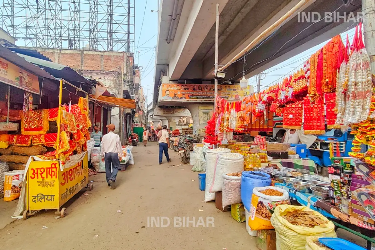त्योहारों के बीच महंगाई की मार: दाल, चावल और प्याज के बढ़े दाम, दुकानदारों ने बताई बाजार की स्थिति